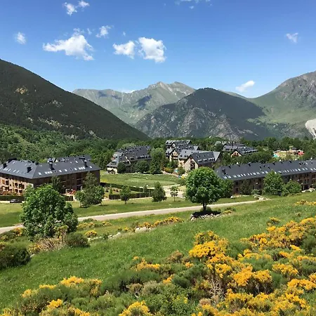 מלון Tauell