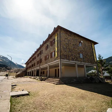 מלון Tauell