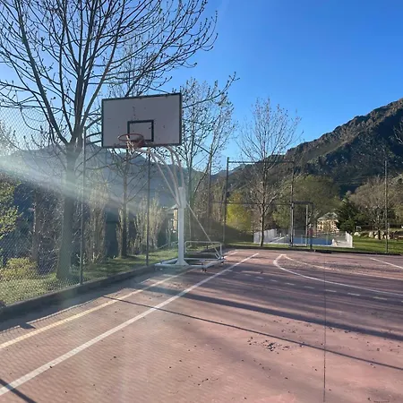 Tauell Hotel 2*